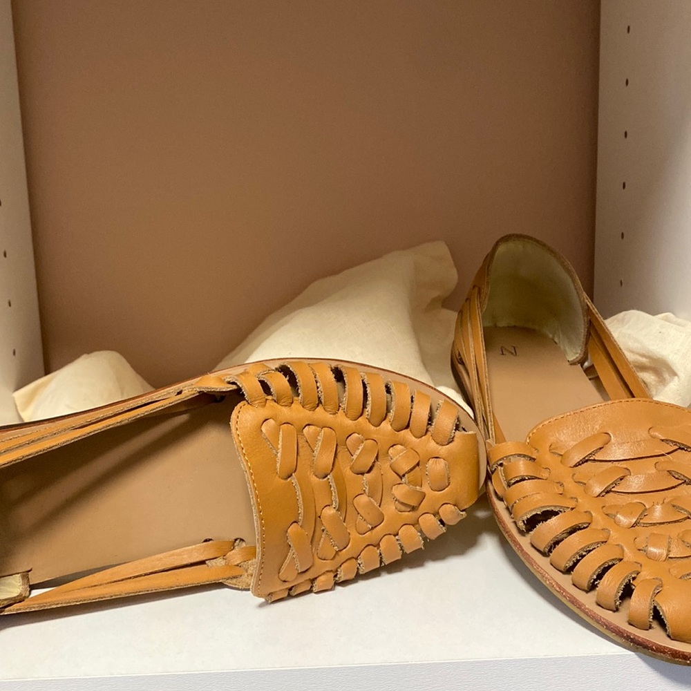 Nisolo huaraches size 7.5